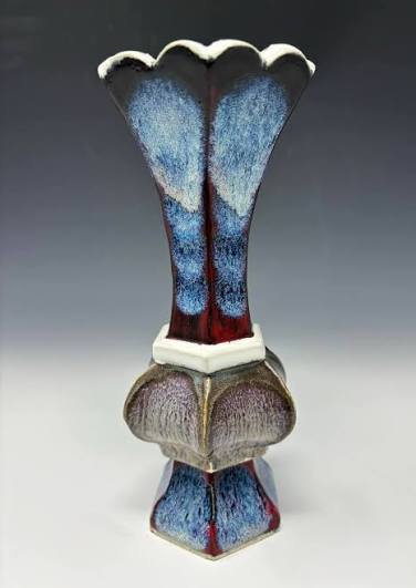 Lustre Neck Vase