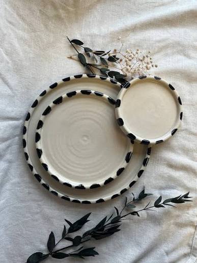 Shadow Line Bread Plate
