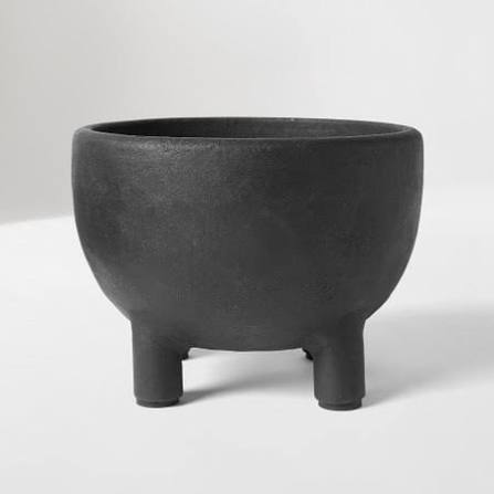 Carbon Footed Planter