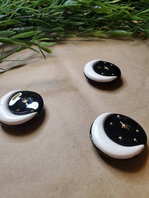 Clay Crescent Magnet
